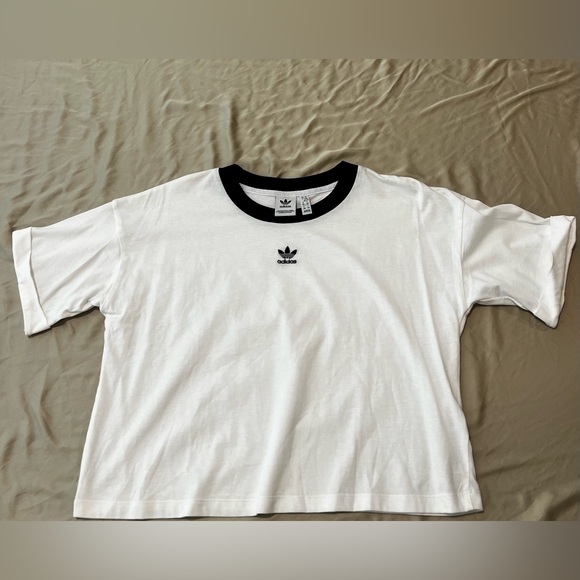Adidas Crop Stop Tee Shirt. Size XL. - Picture 1 of 3